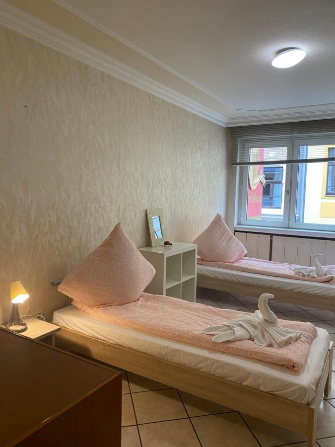 Central Shared Apartment, Friesenplatz Cologne Extérieur photo