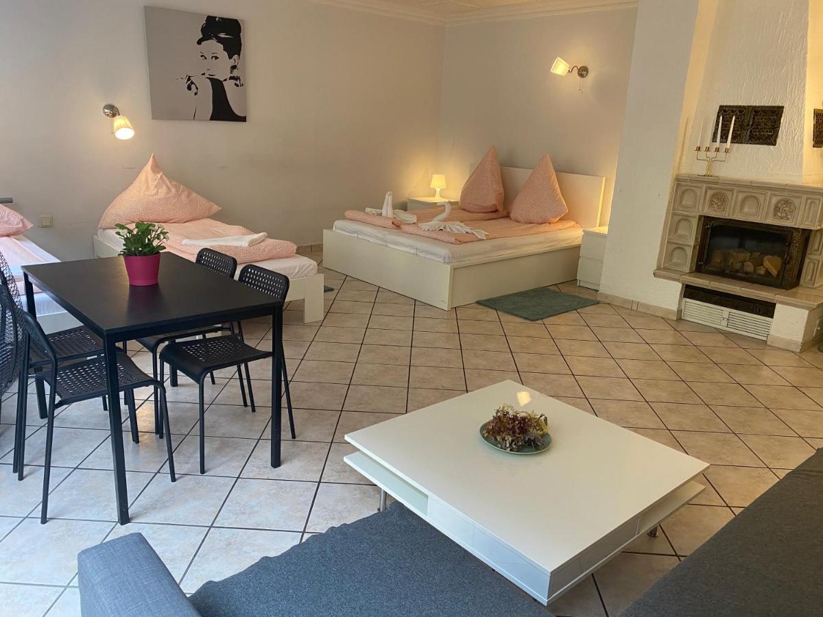 Central Shared Apartment, Friesenplatz Cologne Extérieur photo