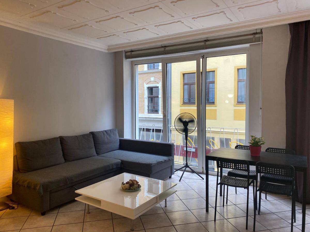 Central Shared Apartment, Friesenplatz Cologne Extérieur photo