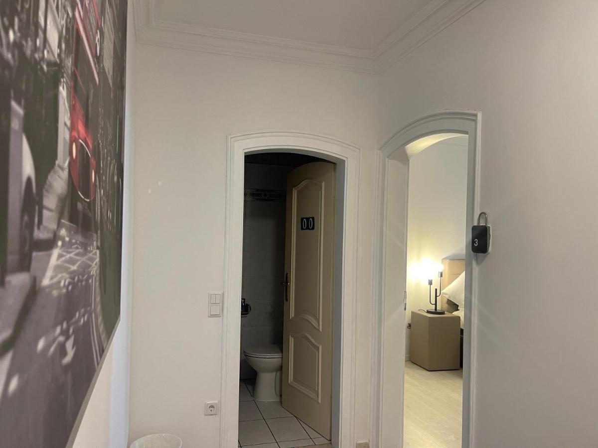 Central Shared Apartment, Friesenplatz Cologne Extérieur photo